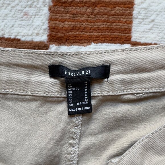 Light Khaki Cargo Pants - Picture 5 of 6